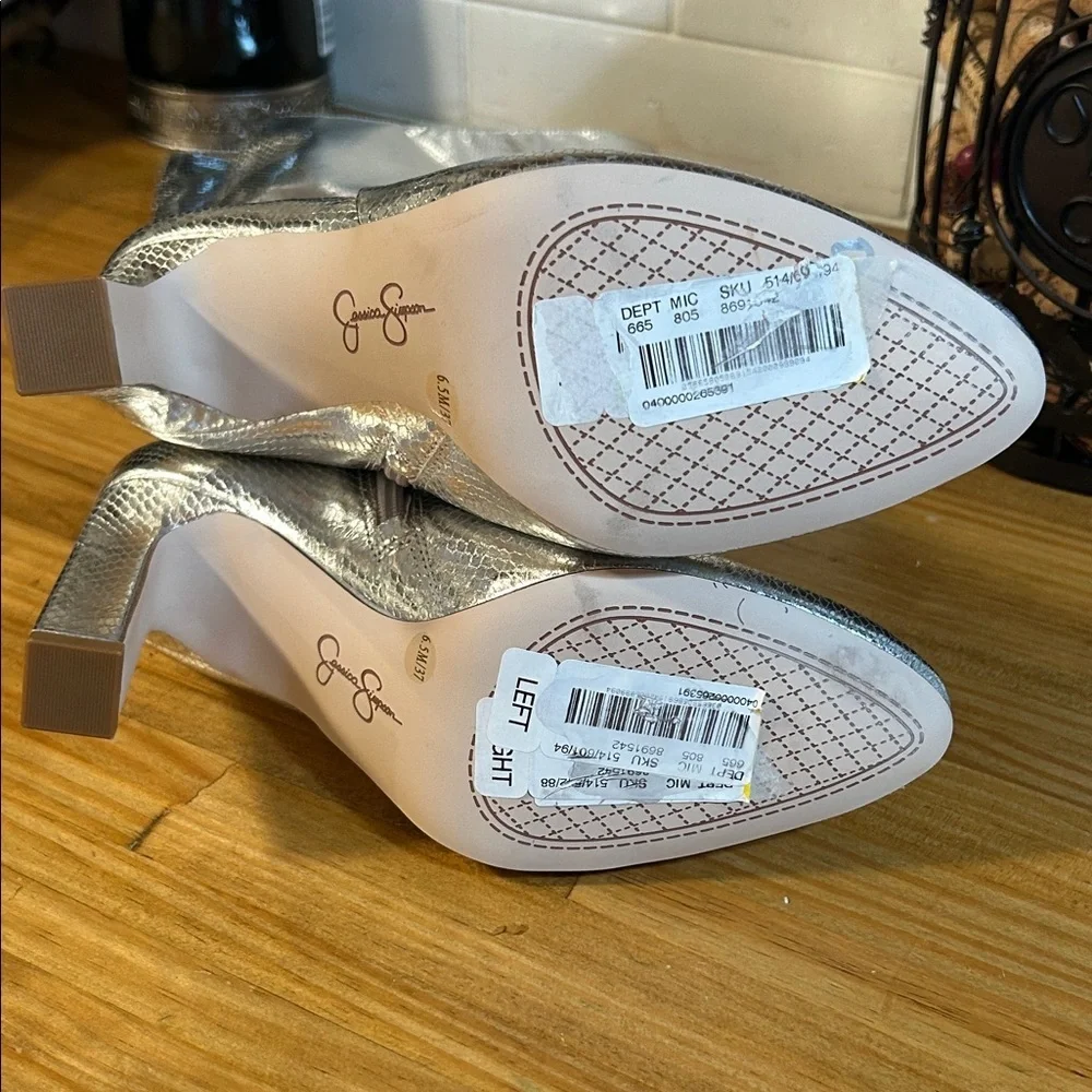 Jessica Simpson shiny metallic